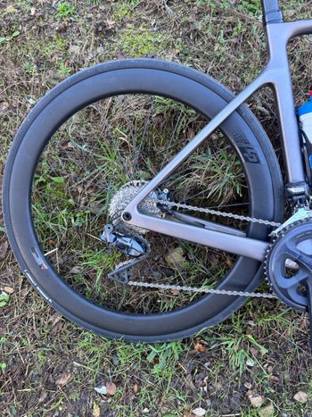 Scott Addict Rc 2021 Ultegra Di2 2020 Road & Gravel d'occasion — image 10 sur 13