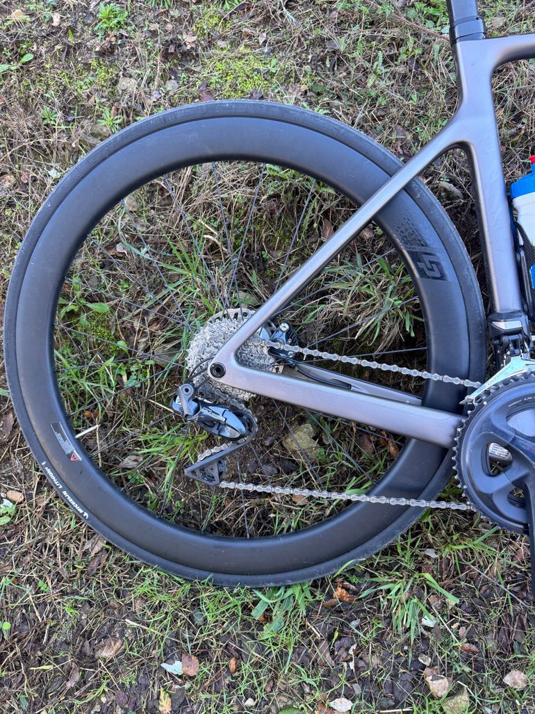 Scott Addict Rc 2021 Ultegra Di2 2020 Road & Gravel d'occasion — image 10 sur 13