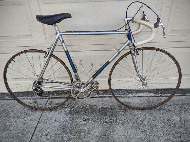 Used Trek Trek 2300 1982 Road & Gravel, Blue — image 4 of 5