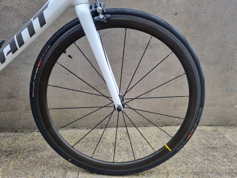 Used Giant TCR Advanced 1 2020 2020 Road & Gravel — image 4 of 9