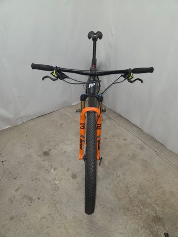 Used Massi Pro 2024 Mountainbike, Light Gray — image 3 of 5
