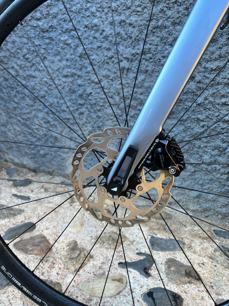Used Canyon Ultimate CF SL 7 2025 2025 Road & Gravel, Black — image 7 of 9