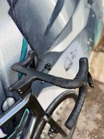 Used Giant Tcr SRAM Rival eTap AXS 2023 Road & Gravel, Blau — image 10 of 10