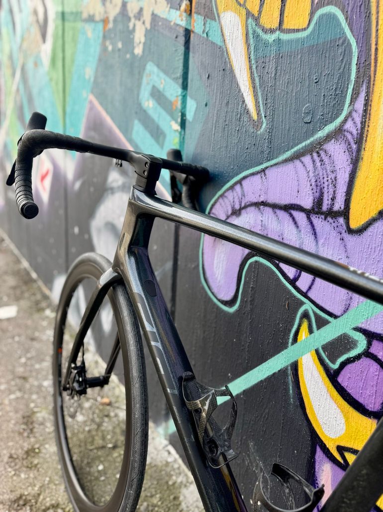 Used Giant Tcr SRAM Rival eTap AXS 2023 Road & Gravel, Blau — image 9 of 10