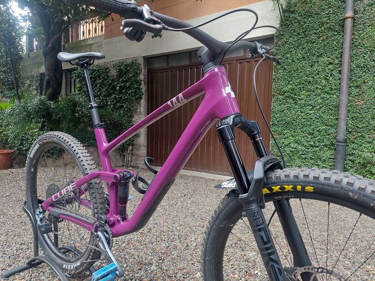 Used CUBE STEREO ONE44 C:68X SLX 2024 2024 Mountainbike, Morado — image 2 of 9