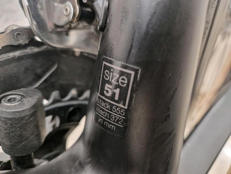 Used BMC BMC Roadmaschine 01 RH51 Carbon Ultergra DI2 2019 Road & Gravel, Orange — image 9 of 19