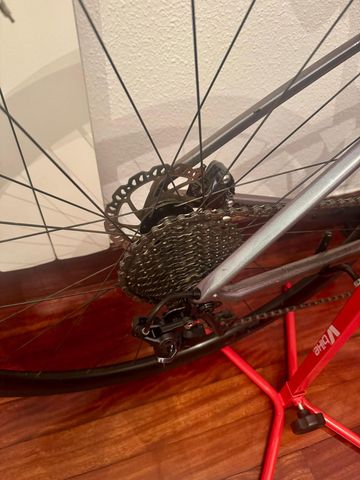 Liv Avail Advanced Pro 2 2022 2022 Road & Gravel usato, Viola — immagine 8 di 19