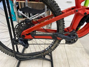 Used Trek Slash 7 Gen 5 2023 2023 Mountainbike, Rot, 29 — image 3 of 6