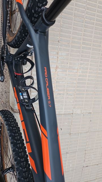Used Trek Procaliber 9.7 2018 2018 Mountainbike, Orange, 29 — image 6 of 6
