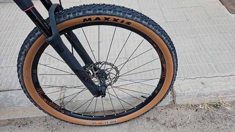 Used Trek Procaliber 9.7 2018 2018 Mountainbike, Orange, 29 — image 3 of 7