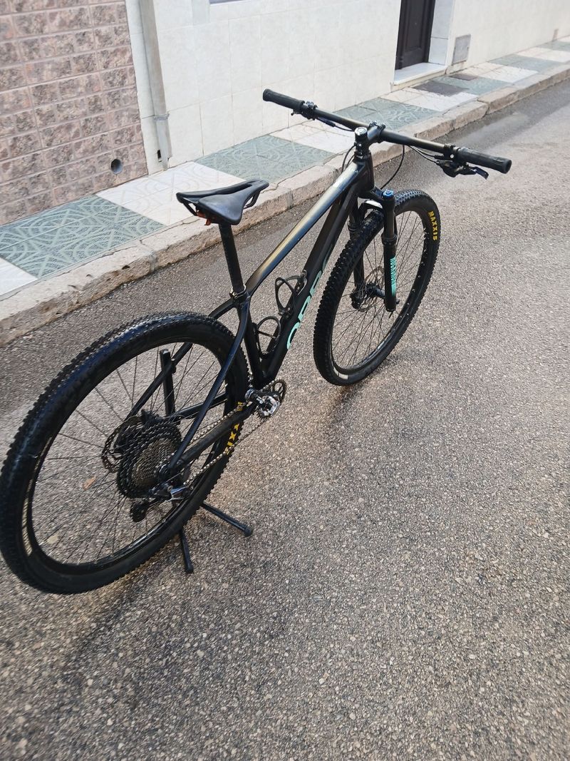 Używany Orbea ALMA H30 2022 2022 Mountainbike — zdjęcie 2 z 8