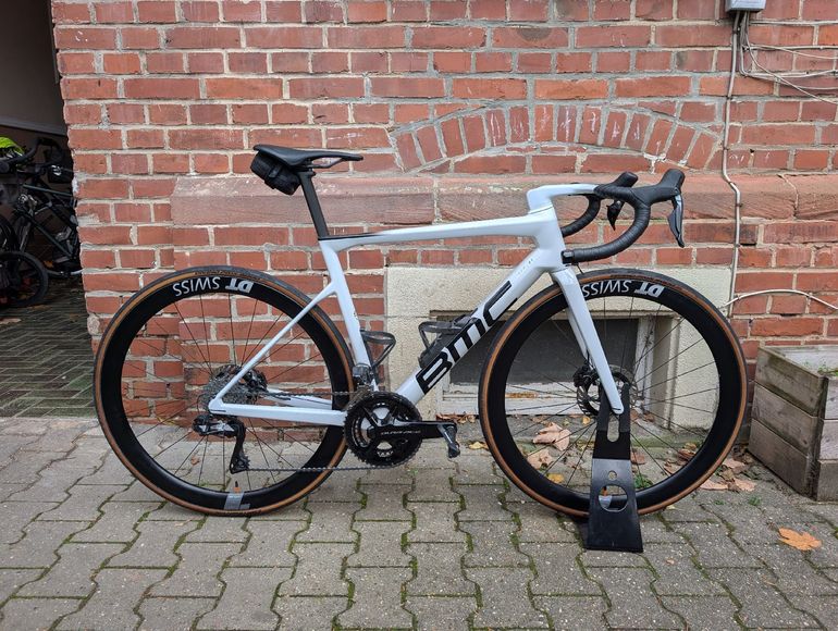 Used BMC Teammachine SLR 01 TWO 2024 2024 Road & Gravel, Weiß — image 1 of 14