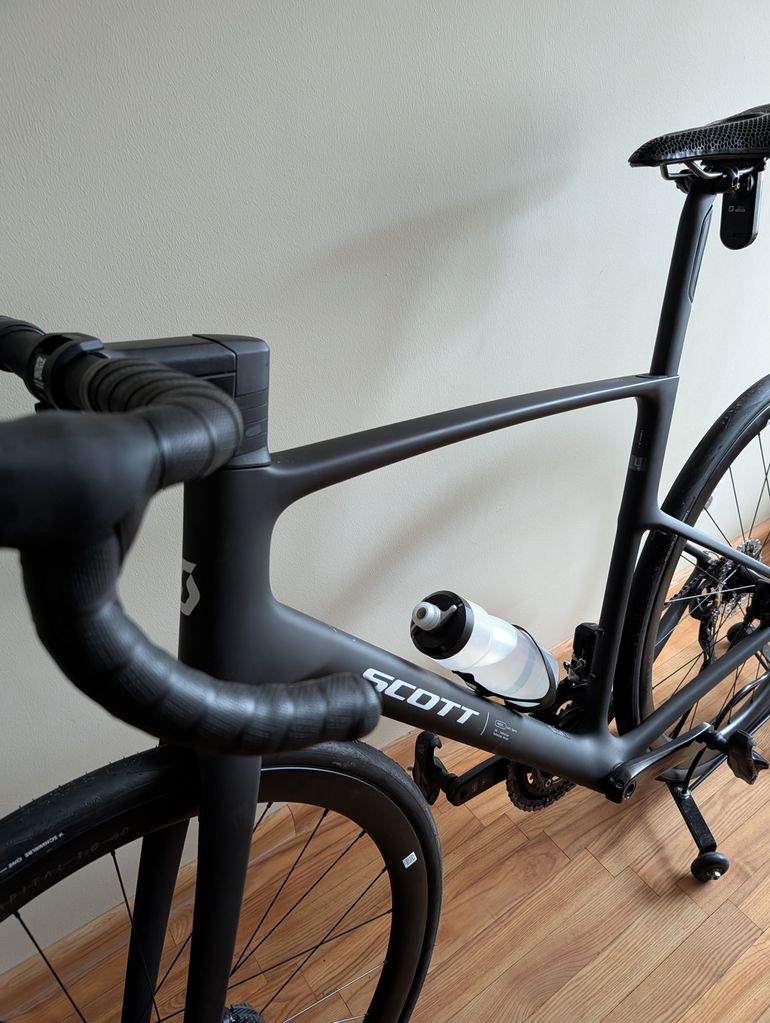 Used Scott Addict 30 2026 2026 Road & Gravel — image 17 of 20
