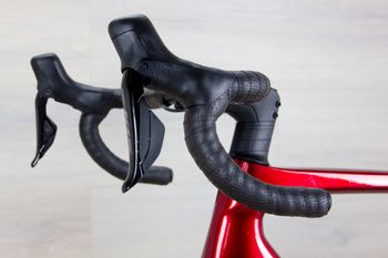 Used Trek Trek Madone SL6 2025 Road & Gravel, Red — image 17 of 18