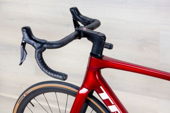 Used Trek Trek Madone SL6 2025 Road & Gravel, Red — image 15 of 18