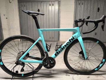 Bianchi Aria - 105 Di2 2022 2022 Road & Gravel usato, Blu — immagine 1 di 14