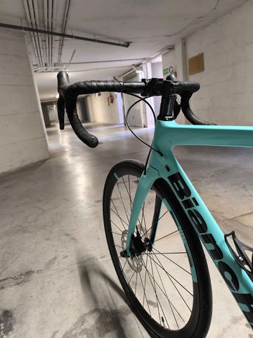 Bianchi Aria - 105 Di2 2022 2022 Road & Gravel usato, Blu — immagine 5 di 14