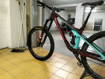 Brugt Rocky Mountain Slayer Carbon 50 2019 2019 Mountainbike — billede 2 af 8