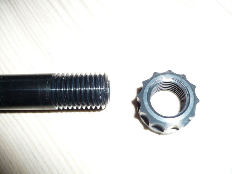Used Focus Raven SRAM XX1 2022 Mountainbike, Black — image 14 of 16