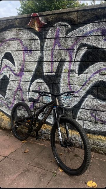 Gebrauchtes Specialized Stumpjumper Sram Eagle Transmission GX 2023 Mountainbike, Hellgrau — Bild 1 von 7