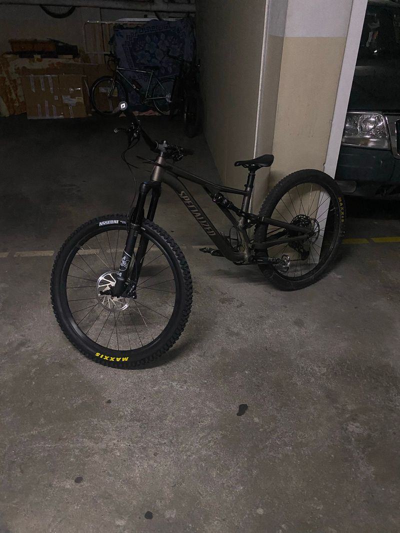 Gebrauchtes Specialized Stumpjumper Sram Eagle Transmission GX 2023 Mountainbike, Hellgrau — Bild 3 von 7