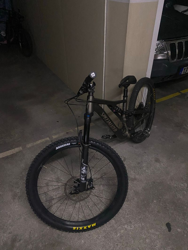 Gebrauchtes Specialized Stumpjumper Sram Eagle Transmission GX 2023 Mountainbike, Hellgrau — Bild 2 von 7