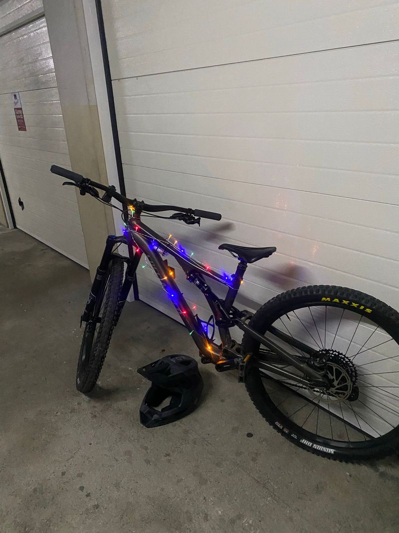 Gebrauchtes Specialized Stumpjumper Sram Eagle Transmission GX 2023 Mountainbike, Hellgrau — Bild 7 von 7