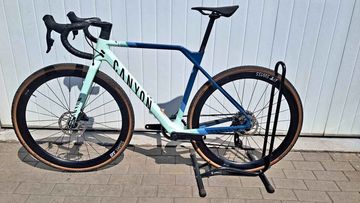 Käytetty Canyon Inflite CF SL 7 AXS 2024 2024 Road & Gravel