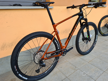 Brugt Giant XTC Advanced 2 2022 Mountainbike — billede 5 af 5