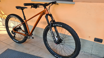 Brugt Giant Fathom 1 2022 Mountainbike — billede 2 af 6