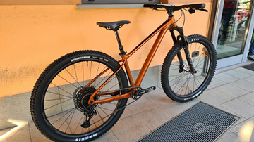 Brugt Giant Fathom 1 2022 Mountainbike — billede 5 af 6