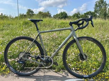 O.P.E.N., OPEN U.P. Gravel ENVE SRAM Force