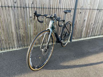 Käytetty Liv Brava Advanced Pro 2 2023 2023 Road & Gravel — kuva 5 / 9