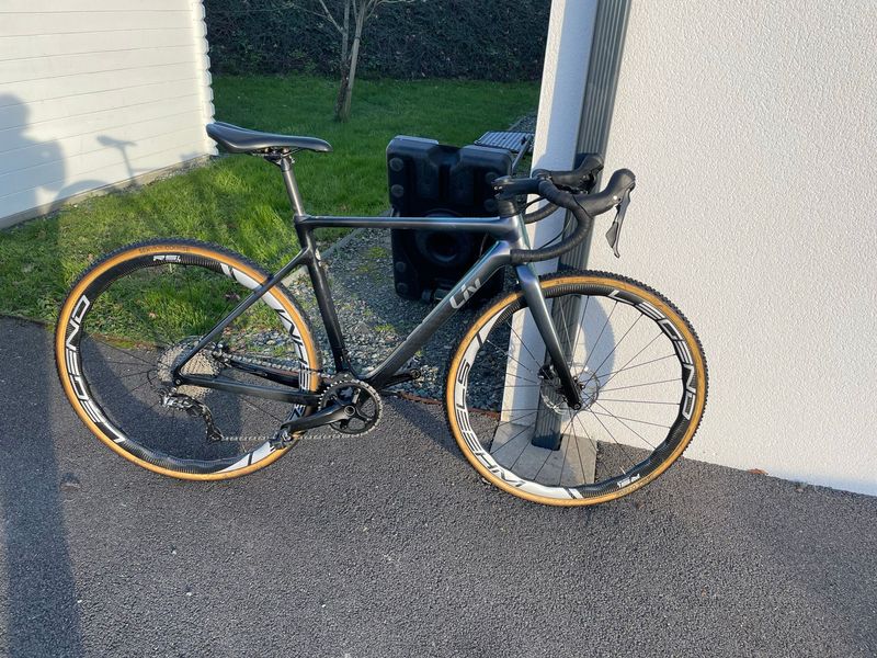 Käytetty Liv Brava Advanced Pro 2 2023 2023 Road & Gravel — kuva 1 / 9