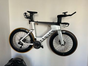 Gebrauchtes Canyon Speedmax Shimano Dura Ace Di2 2023 Road & Gravel, Hellgrau — Bild 1 von 10