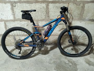 Použité Giant Stance 27.5 1 2016 2016 Mountainbike — obrázek 1 z 3
