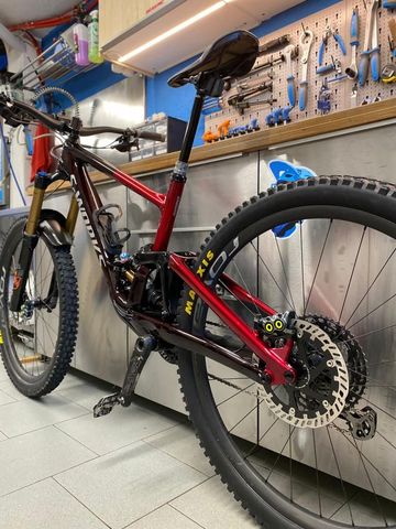 Brugt Specialized Enduro Shimano Deore XT 2022 Mountainbike — billede 4 af 6