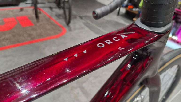 Used Orbea ORCA M20iLTD PWR 2025 2025 Road & Gravel, Red — image 4 of 11