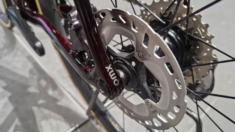 Used Orbea ORCA M20iLTD PWR 2025 2025 Road & Gravel, Red — image 10 of 11