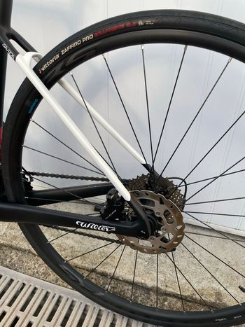 Used Wilier Garda Disc 105 RS171 (L) 2024 Road & Gravel, Black — image 6 of 11