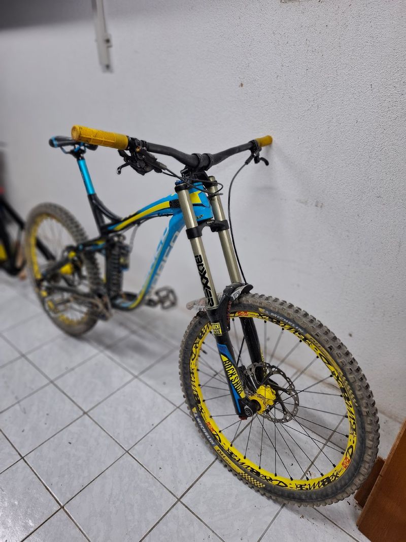 Tweedehands Norco Aurum 1 Boxxer 2013 2013 MTB