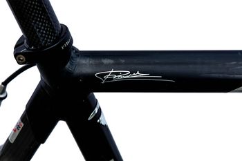 Used Pinarello Pinarello Dogma AK61 Magnesium 2004 Road & Gravel, Negro — image 3 of 8