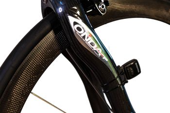 Used Pinarello Pinarello Dogma AK61 Magnesium 2005 Road & Gravel — image 3 of 4