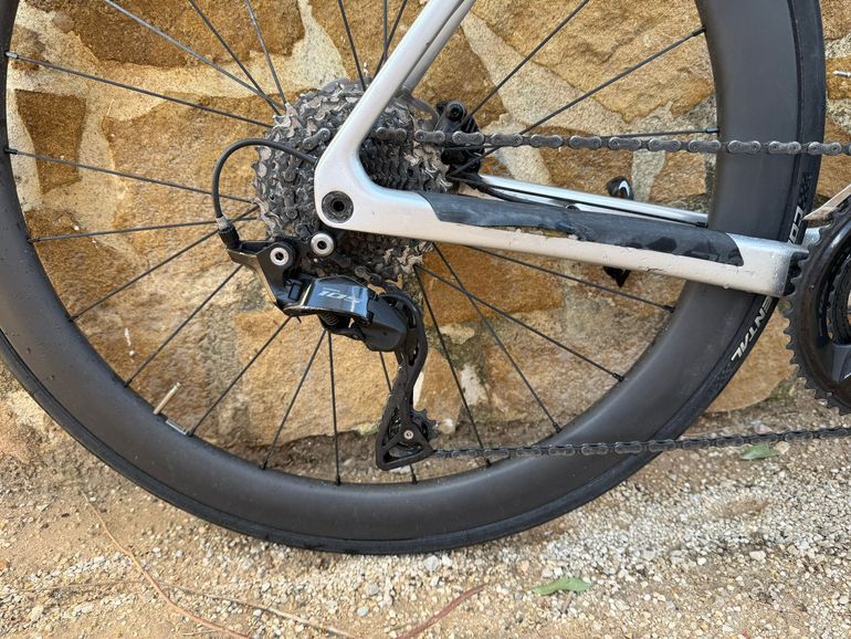 Used Canyon Endurace CF 7 2025 2025 Road & Gravel, Grigio chiaro — image 7 of 9