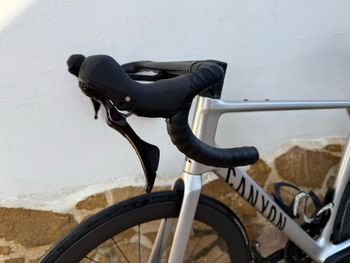 Used Canyon Endurace CF 7 2025 2025 Road & Gravel, Grigio chiaro — image 5 of 9