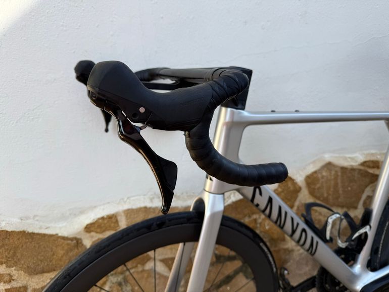 Used Canyon Endurace CF 7 2025 2025 Road & Gravel, Grigio chiaro — image 5 of 9