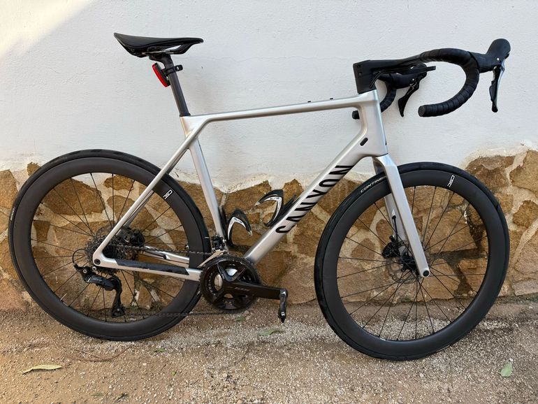 Used Canyon Endurace CF 7 2025 2025 Road & Gravel, Grigio chiaro — image 2 of 9