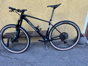 Brugt Wilier Usma SLR SHIMANO XT 1X12S 2025 2025 MTB