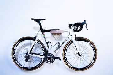 Pinarello Dogma World Champion - Limited Edition - Rui Costa 2013 Road & Gravel usato