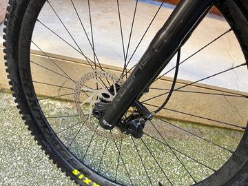 Used Trek Procaliber 9.7 2023 2023 Mountainbike, Blue, 29, 27.5 — image 7 of 7